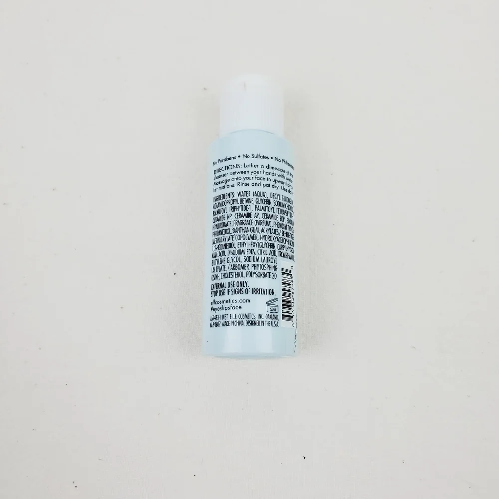 LAST ONE 🔥  E.l.f. Holy hydration daily cleanser